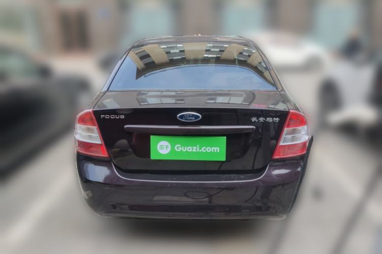 Used Ford Focus 2012 Sedan Classic 1.8L Automatic Base Model
