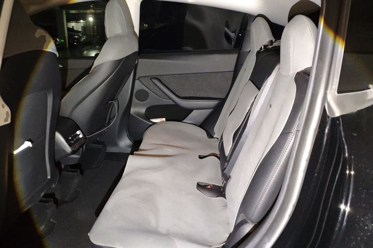 Used Tesla Model Y 2023 Rear-Wheel-Drive Version