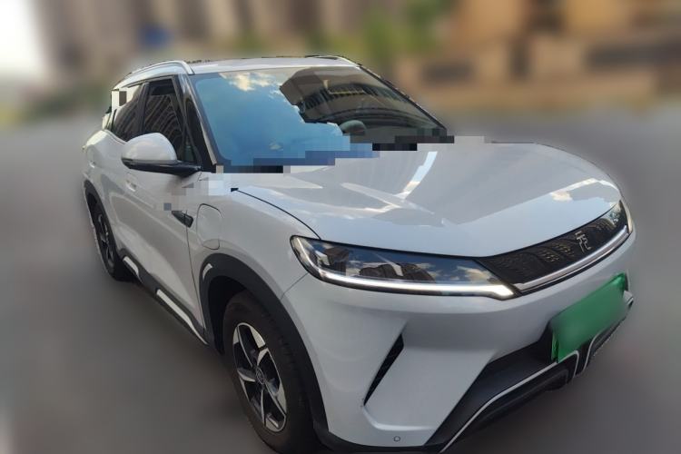 Used BYD Yuan UP 2024 401KM Beyond Edition Front Right 45 Deg