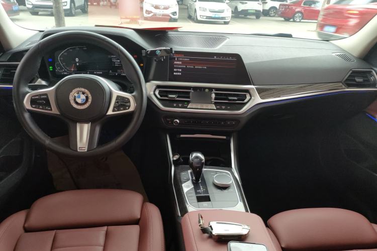 Used BMW 3 Series 2021 Second Facelift 325Li M Sport Package
