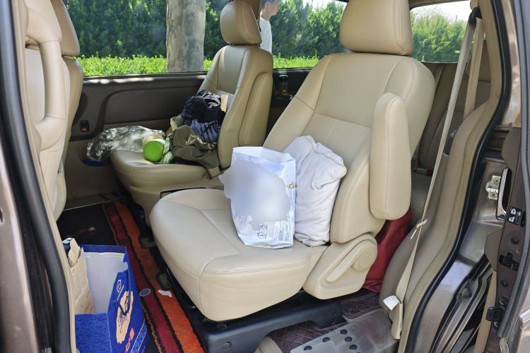 Used Buick GL8 2014 2.4L Classic Edition Left Rear Seat