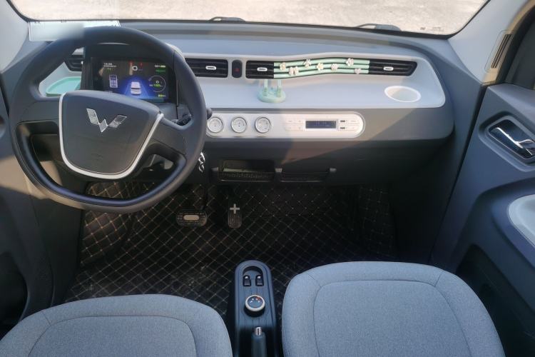 Used Wuling Hongguang MINIEV 2022 Macaron Premium Model – Lithium Iron Phosphate