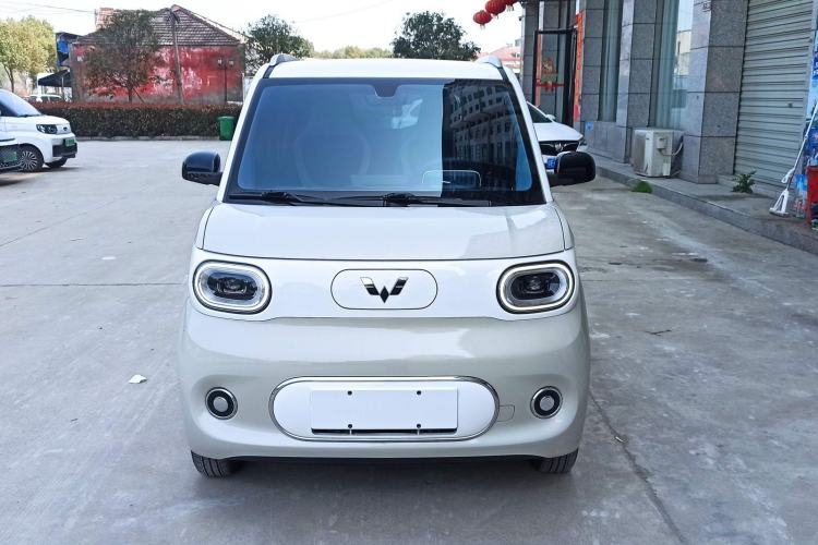 Used Wuling Hongguang MINIEV 2024 3rd Generation 215km Advanced Version Exterior 3