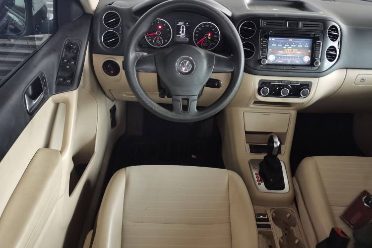 Used Volkswagen Tiguan 2015 1.8TSI Automatic Two-Wheel Drive Trend Edition Steering Wheel