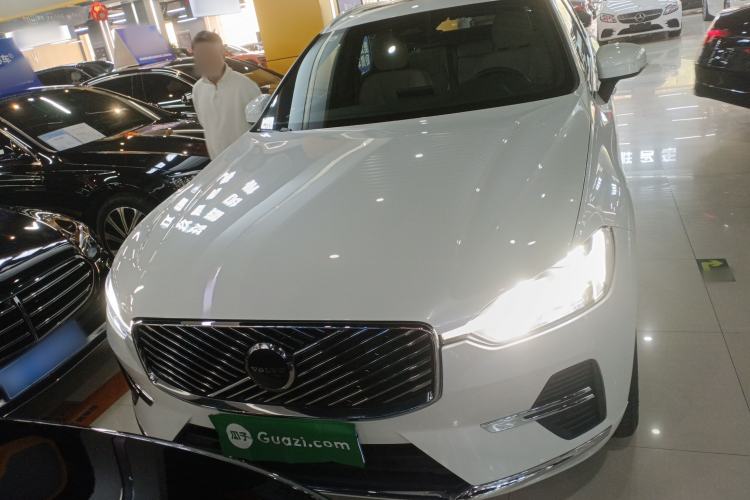 Used Volvo XC60 2026 B5 4x4 Smart Luxury Edition