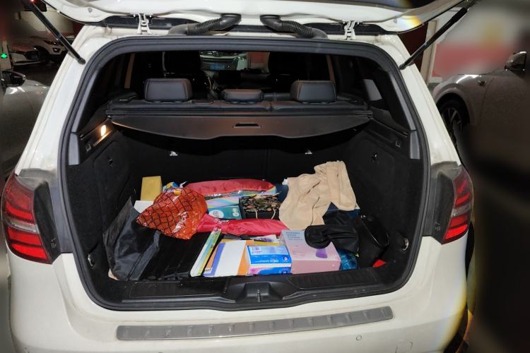 Used Mercedes-Benz B-Class 2016 B 200 Exclusive Edition Trunk