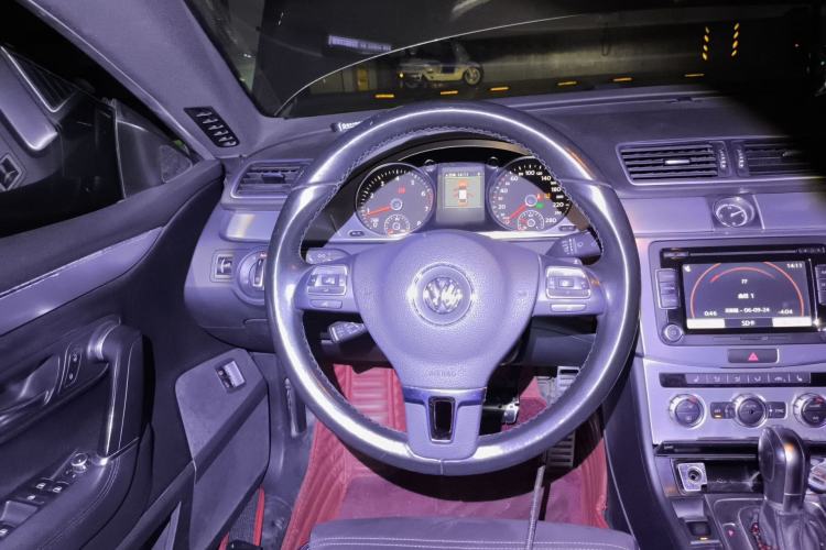 Used Volkswagen FAW-Volkswagen CC 2013 1.8TSI Luxury Model Steering Wheel