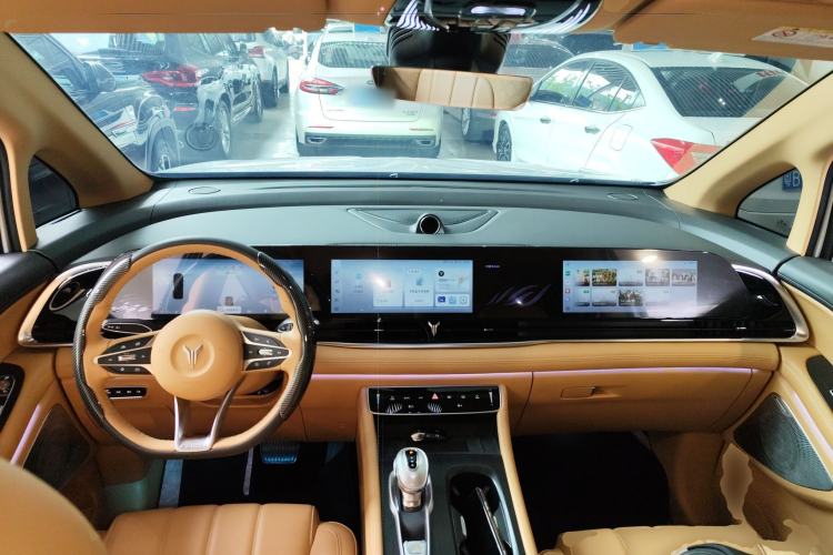 Used VOYAH Dream 2024 PHEV Extended-Range Premium Edition