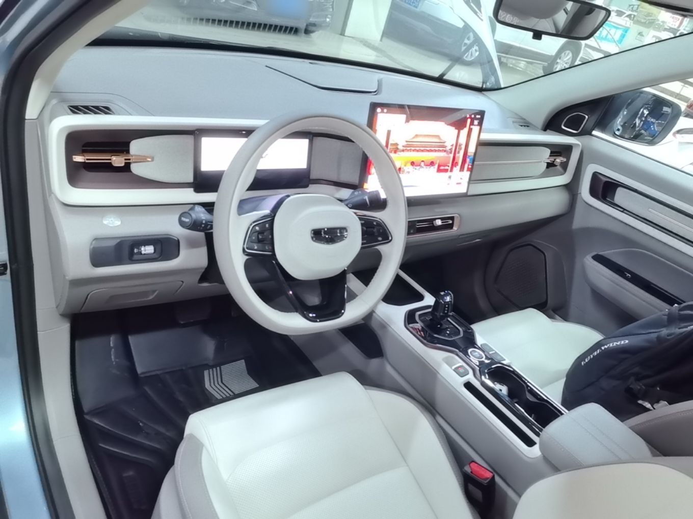 Geely Auto icon 2026 Model Chocolate 1.5TD Pure & Refined Edition — снимка 12