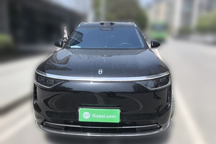 Used Hima AITO M8 2025 Model Pure Electric Max+ Six-Seat Four-Wheel-Drive Version
