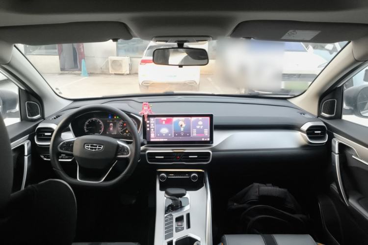 Used Geely Auto Coolray 2023 1.5T DCT Platinum Edition
