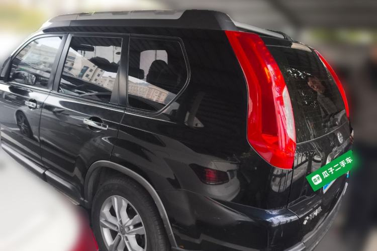 Used Nissan X-Trail 2012 2.5L CVT Luxury Edition 4WD Rear Left 45 Deg