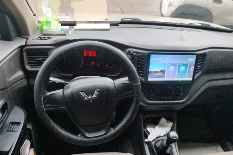 Used Wuling Hongguang V 2019 1.5L Jingqu Version China VI LAR Steering Wheel