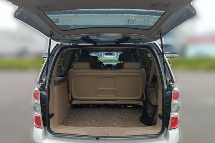 Used Buick GL8 2014 2.4L Comfort Edition Trunk