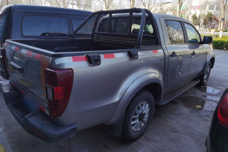 Used JMC Yuhu 3 2018 2.5T Diesel Two-Wheel Drive Advanced Version Standard Wheelbase Exterior 2