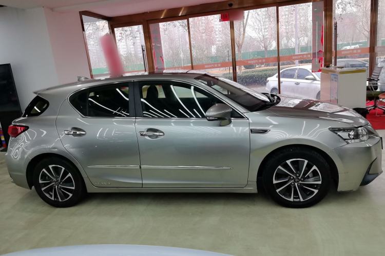 Used Lexus CT 2017 CT200h Elite Edition Solid Color China V Standard