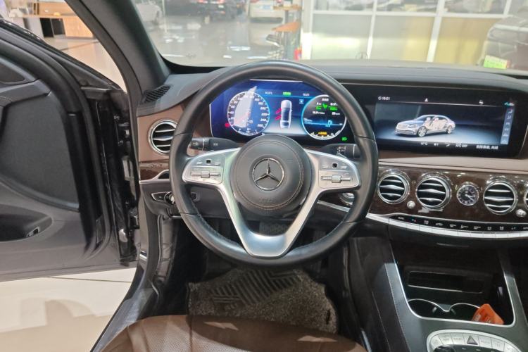 Used Mercedes-Benz S-Class 2019 S 320 L
