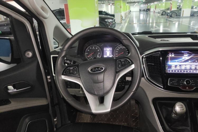 Used JAC Refine M4 2017 2.0T Manual Luxury Version