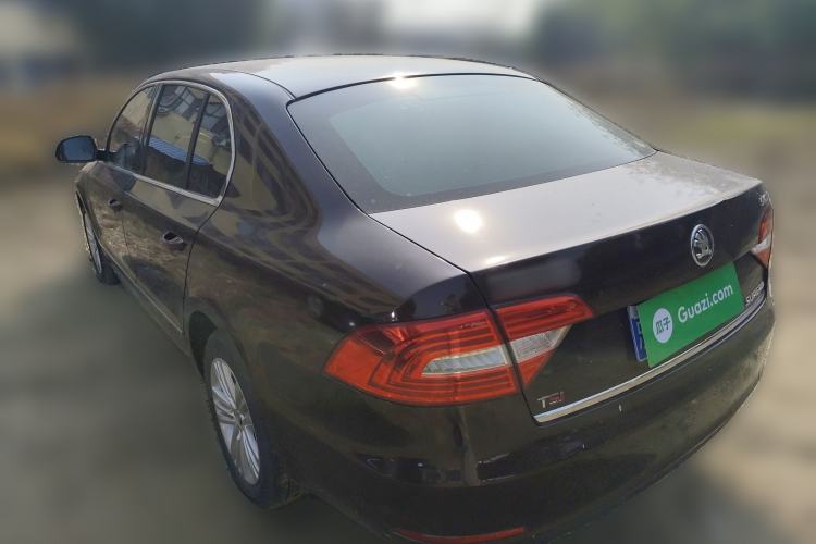 Used Skoda Superb 2013 1.8TSI Automatic Yashi Edition