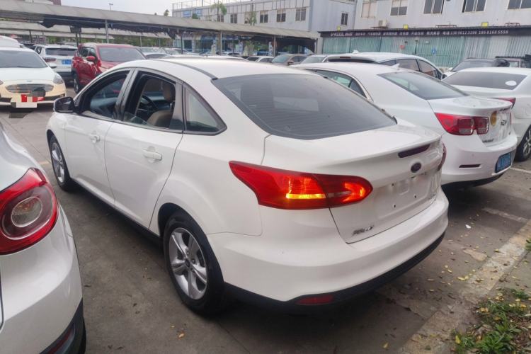 Used Ford Focus 2018 Sedan Classic 1.6L Manual Comfort Plus SmartDrive Edition Rear Left 45 Deg