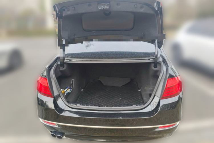 Used BMW 5 Series 2014 525Li Luxury Design Package