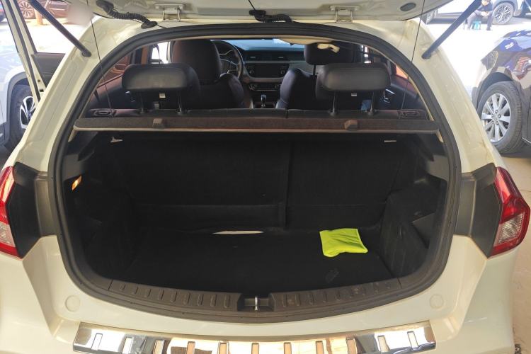 Used Geely Auto Vision X3 2017 1.5L Manual Elite Model Trunk