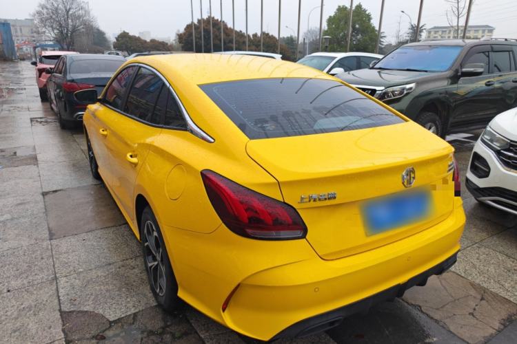 Used MG 5 2021 180 DVVT CVT Youth Luxury Edition
