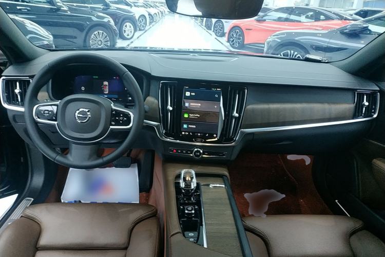 Used Volvo S90 2023 B5 Zhiyuan Luxury Edition