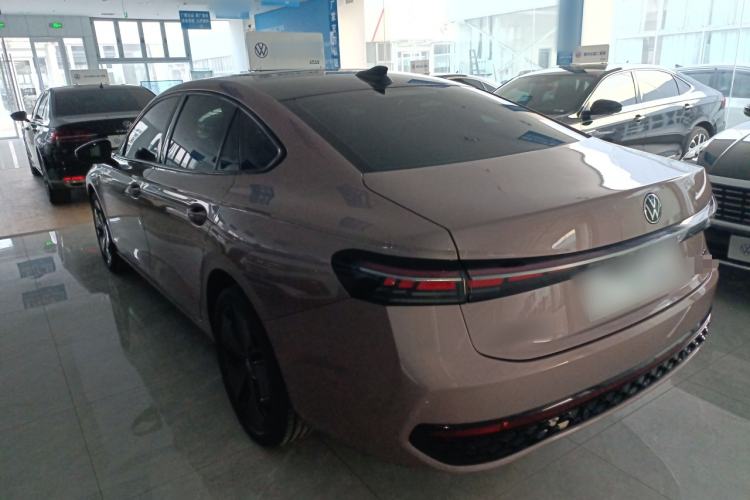 Used Volkswagen Passat 2025 Pro 380TSI Starry Dragon Luxury Edition