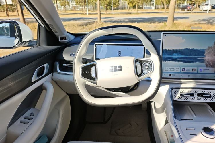 Used Geely Galaxy Galaxy A7 2025 Model EM-i 150km Starship Edition
