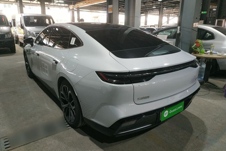 Used Geely Galaxy E8 2025 700 km Long-Range Intelligent Driving Version
