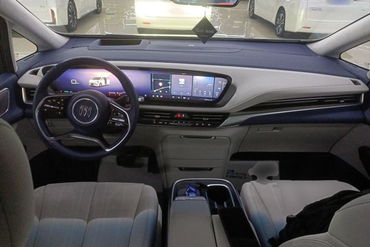 Used Buick Century 2025 2.0T Seven-Seater Yinshi Edition
