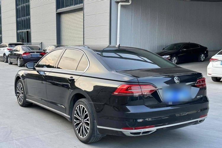 Used Volkswagen Phideon 2021 380TSI Luxury Edition