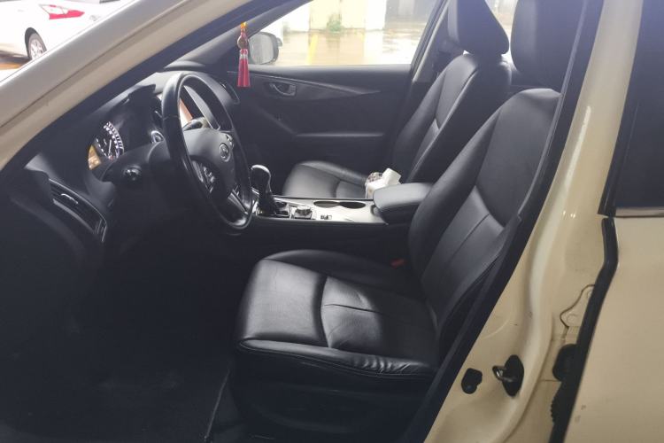 Used Infiniti Q50L 2016 2.0T Ambition Edition Left Front Seat