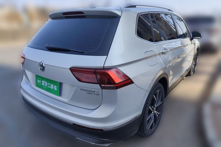 Used Volkswagen Tiguan L 2019 380TSI Automatic All-Wheel Drive Luxury Edition with 7 Seats China VI Standard
