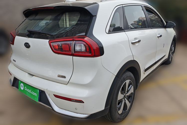 Used Kia Niro 2017 1.6L Luxury Edition Rear Right 45 Deg