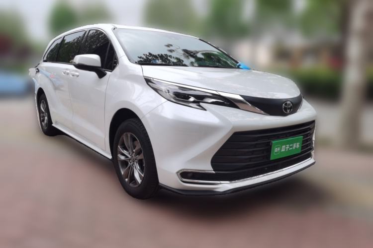 Used Toyota SIENNA 2026 Model 2.5L Dual-Engine Two-Wheel-Drive Comfort Edition
