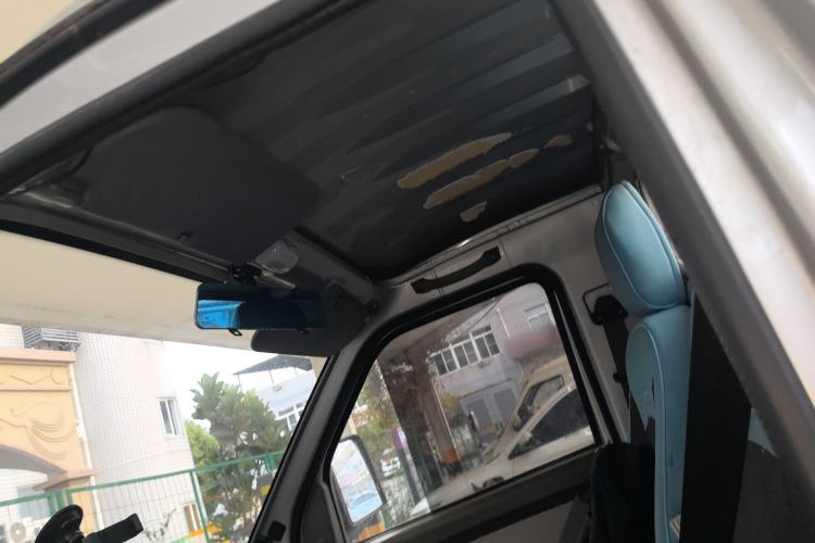Used Wuling Electric Truck 2021 Cargo Truck Lifan 41.6kWh Inovance 2nd-Generation Electric Control System
