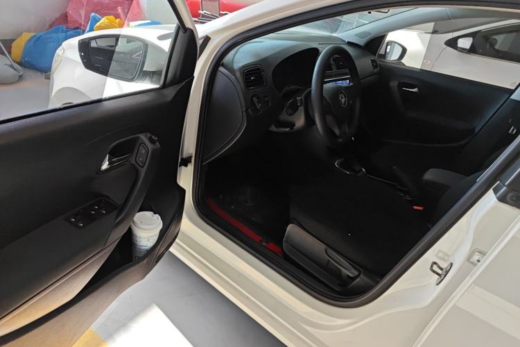 Used Volkswagen Polo 2016 1.4L Automatic Trendy Model
