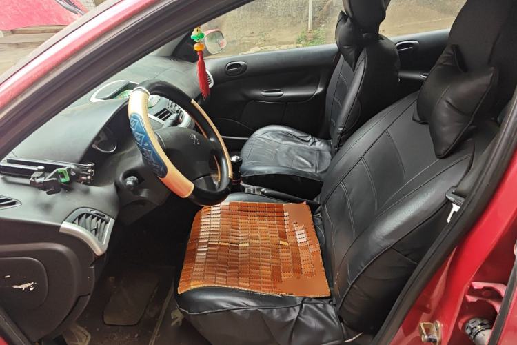 Used Peugeot 207 2011 Sedan 1.4L Manual Yule Edition Left Front Seat