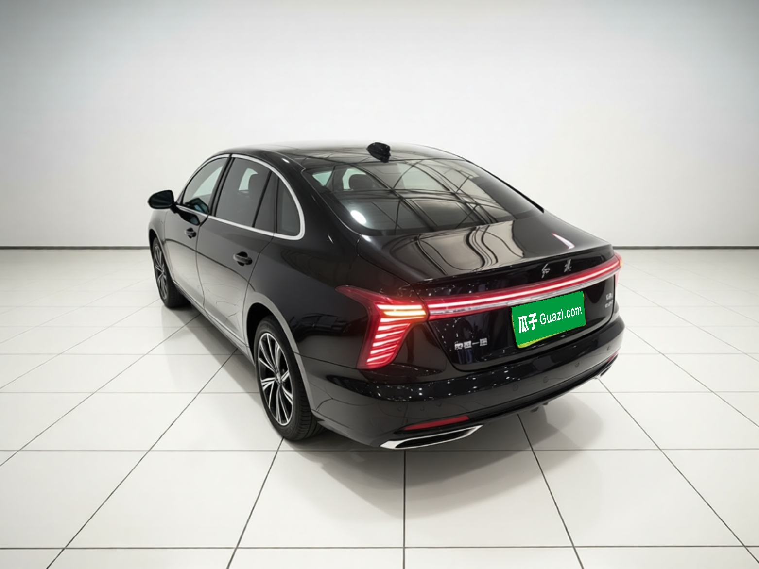 Hongqi H5 PHEV 2025 130 Super Hybrid Version — снимка 4