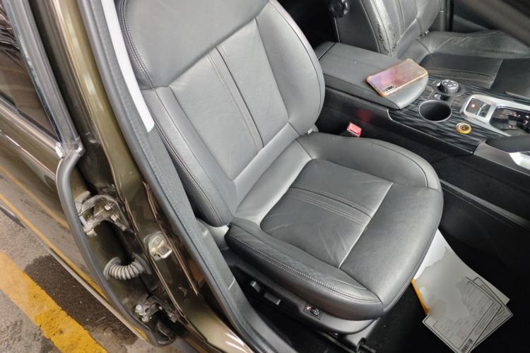 Used Peugeot 3008 2015 1.6THP Automatic Trend Edition Right Front Seat