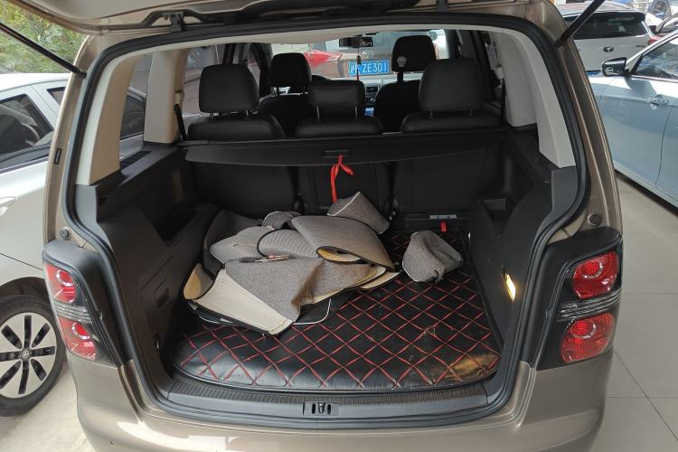 Used Volkswagen Touran 2015 1.4T DSG Comfort Edition 5 Seats
