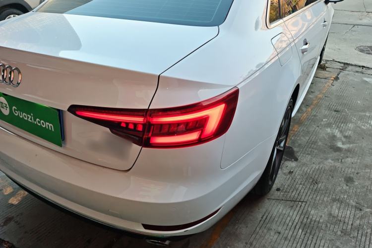 Used Audi A4L 2018 30th Anniversary Edition 40 TFSI Trendy Model