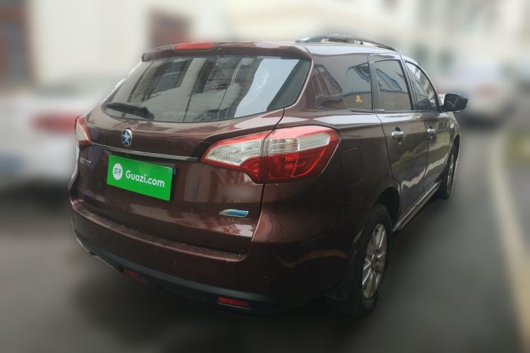Used Venucia T70 2015 2.0L CVT Smart Edition Rear Right 45 Deg