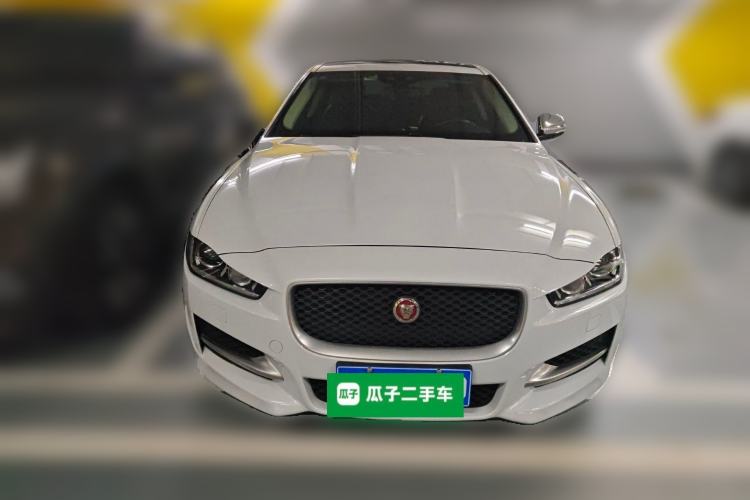 Used Jaguar XE 2015 2.0T 200 PS R-Sport Front