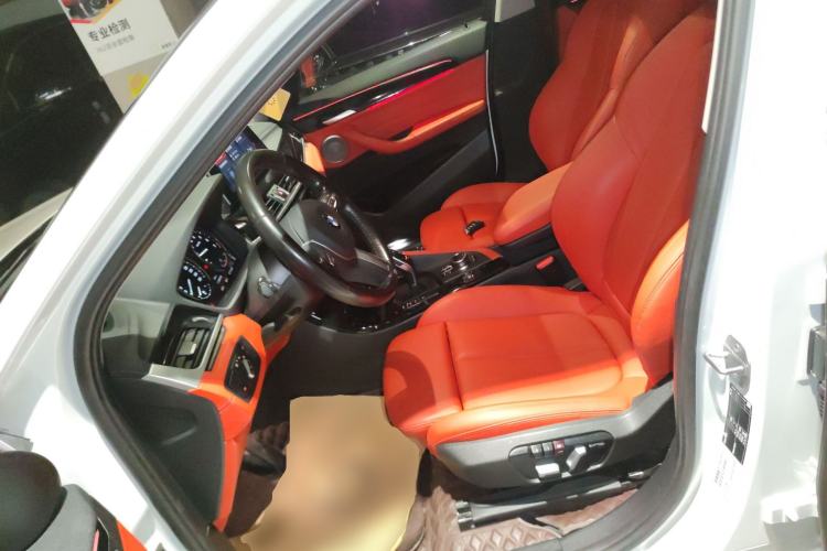 Used BMW X2 2022 sDrive25i M Sport Package Left Front Seat