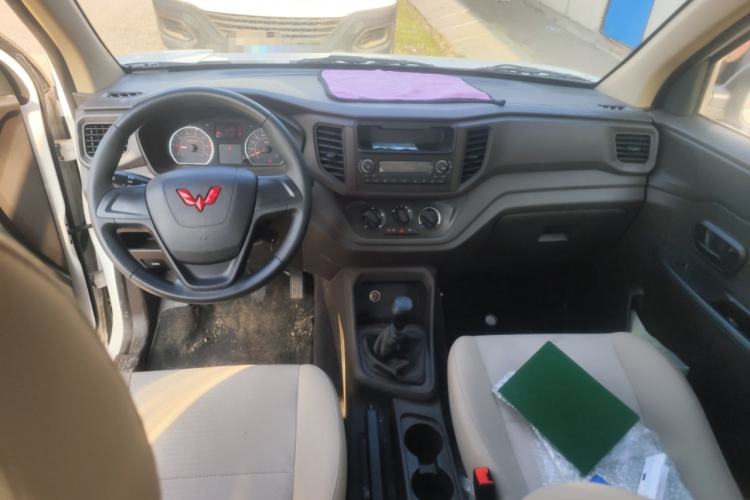 Used Wuling Hongguang V 2022 1.5L Jingqu Edition Electric-Assist LAR
