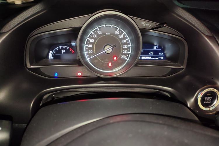 Used Mazda 3 Axela 2017 Sedan 1.5L Automatic Luxury Model Emission Standard China V Instrument Cluster