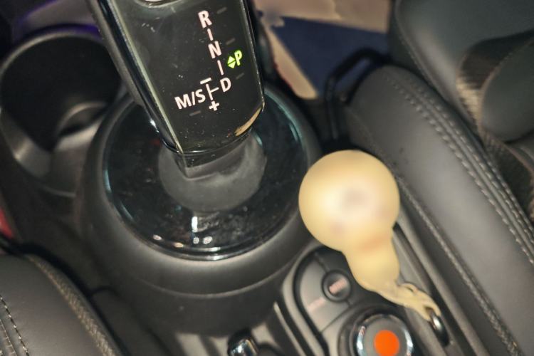 Used MINI MINI 2019 1.5T COOPER CABRIO Artist
